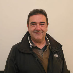 Carlos Ainsa Garuz Arquitecto y Constructor